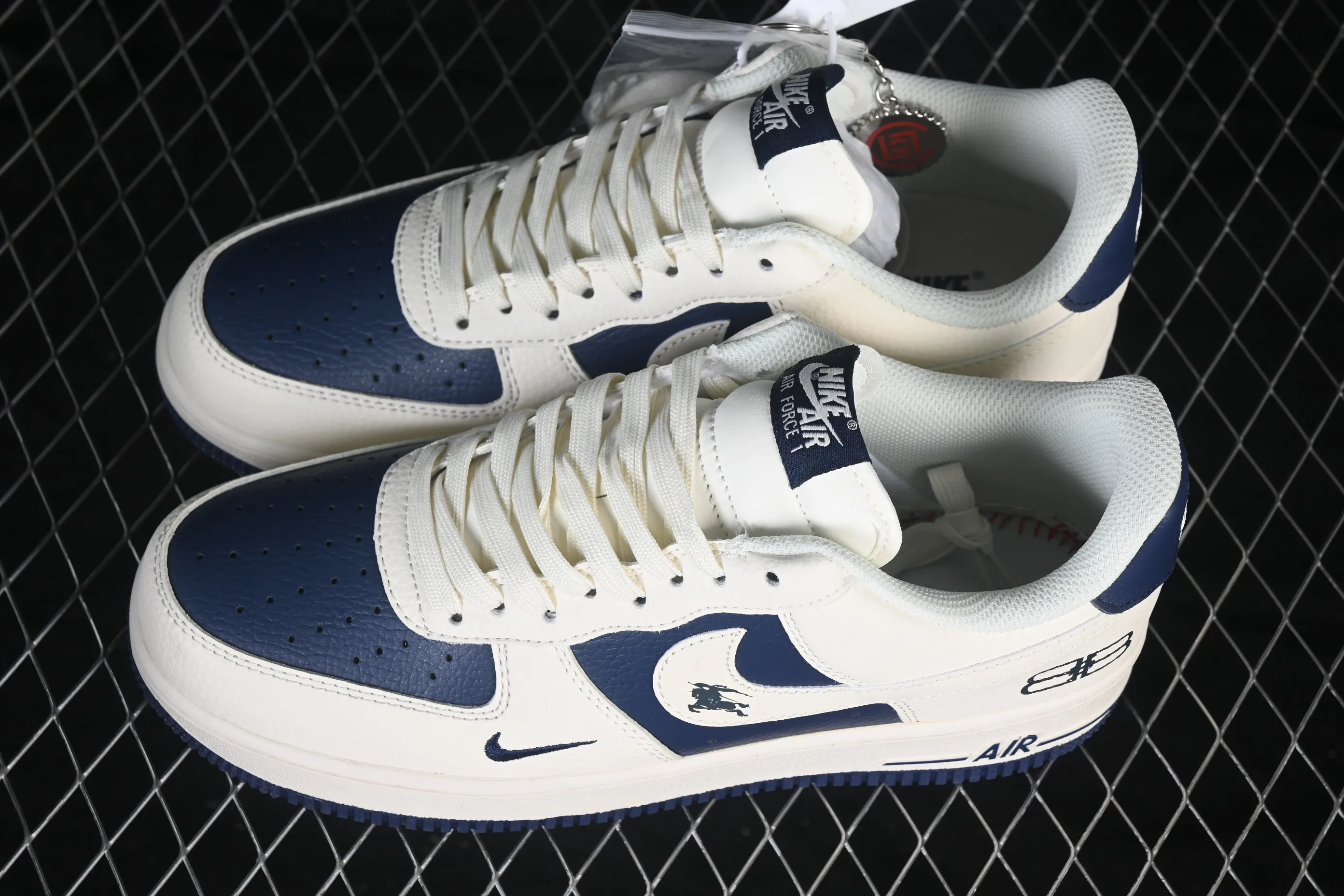 All Categories Nk Air Force 1 Air Force Series Nk Air Force 1 Low Air Force Low Nike Air Force 1'07 Low Off-White Navy Contrast Color Air Force One Low-top Casual Sneakers DN1688-817